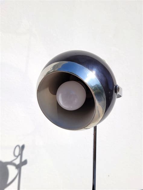 Lampe Eyeball Noir Et Chrome Coucou Retro