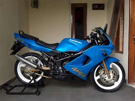 Kawasaki Ninja Rr Old Zx Cbu Biru Rare Langka Tt Bt Mahar