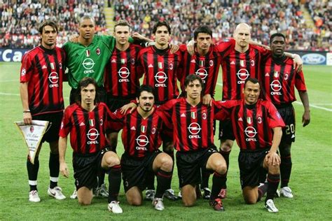 Ac Milan 200405 Foto Di Calcio Giocatori Di Calcio Squadra Di Calcio