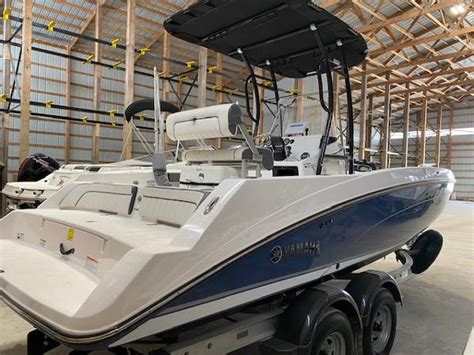 Used 2019 Yamaha Boats 210 FSH DLX 48843 Howell Boat Trader