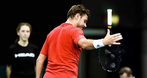 Merci Piqué Wawrinka sans pitié avec la Coupe Davis