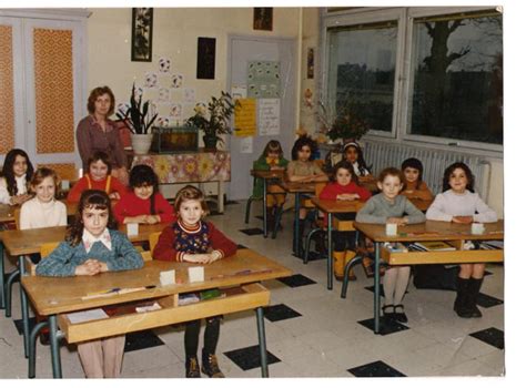 Photo De Classe De Ecole Primaires Et Maternelles Schweitzer