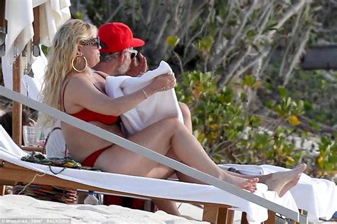 Jessica Simpson Models Racy Red Bikini As She Has A Ball In Bahamas Daily Mail Online