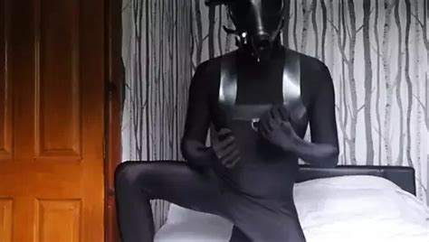 Bath In Zentai And Gas Mask Gay Bathing Porn Xhamster Xhamster