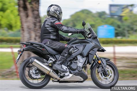 Review 2017 Honda Cb500x A Soft Comfortable Middle Weight Two Cylinder Commuter For Any