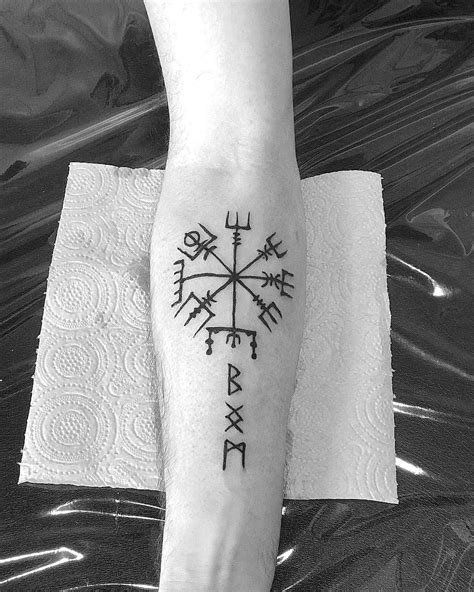 Vegvisir Tattoo Tatuagem Estilo De Tatuagem Tatuagem De Runas Vikings