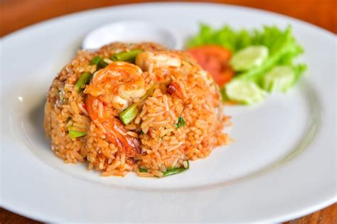 Premium Photo Fried Rice With Prawns Thai Food