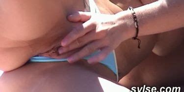 Milfs Et Teens Lesbiennes Exhib Avec Godes Et Strapon Tnaflix Porn Videos