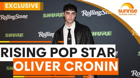 Rising pop star Oliver Cronin | 7NEWS