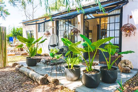 5 Desain Taman Belakang Rumah Minimalis Di Lahan Sempit Berkeluarga