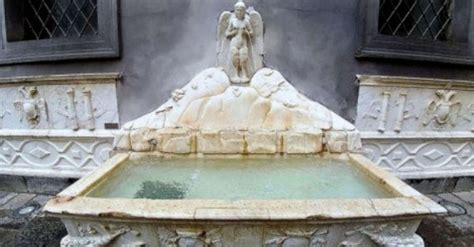 Fontana Della Spina Corona Fontana Delle Zizze Eventi Napoli