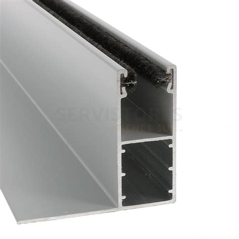 Coulisse Aluminium De X Mm Aile Pour Volet Roulant R Novation