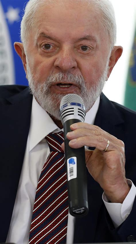 Lembra Que Lula Prometeu Isentar Do Ir Quem Ganha At R Mil