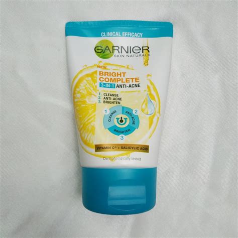 Garnier Bright Complete In Anti Acne Facial Wash Ml Kesehatan