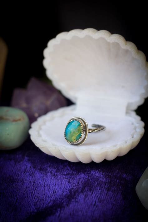 Les Atlantes Bague En Opale Du P Rou Inclusions De Chrysocolle