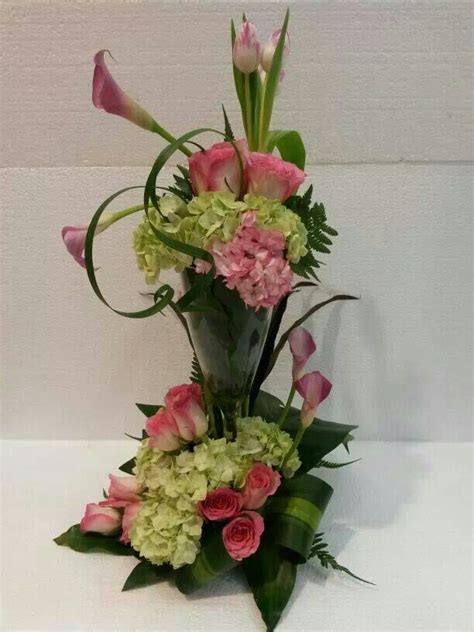 modern flower arrangements miami - Davida Treadwell