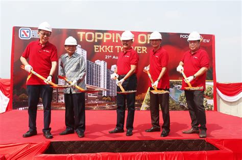 Topping Off Podomoro Golf View Siap Hadirkan Apartemen Mewah Dan