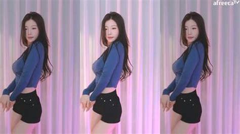 Watch sara BJ Sara d사라b Hyuna BABE cover dance Korean BJ Video Online In High Quality