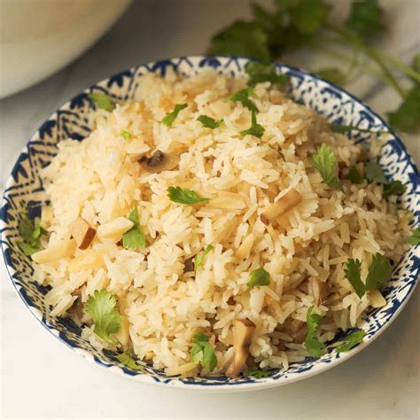 Easy Rice Cooker Rice Pilaf - A Peachy Plate