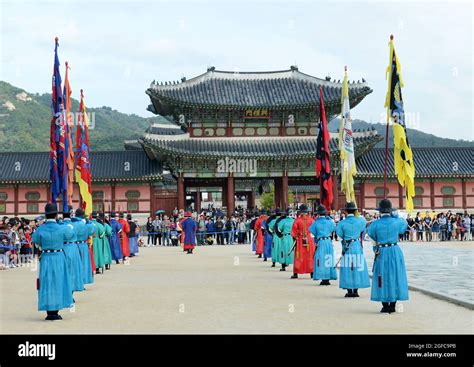 Gyeongbokgung Palace Royal Guard Changing Ceremony Seoul South Korea