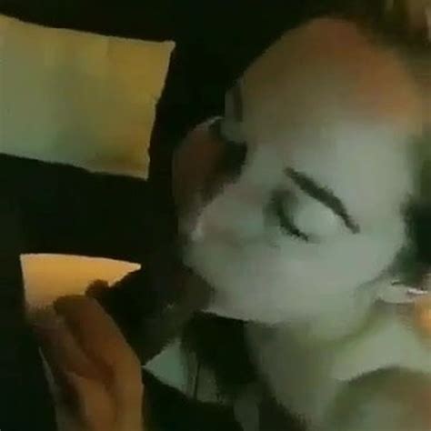 Greek Pipa Sta Gonata Kai Ligo Laruggi Porn E XHamster XHamster