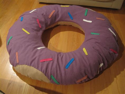 How to Make a Donut Pillow (or a Giant Donut Halloween Costume) | Donut ...