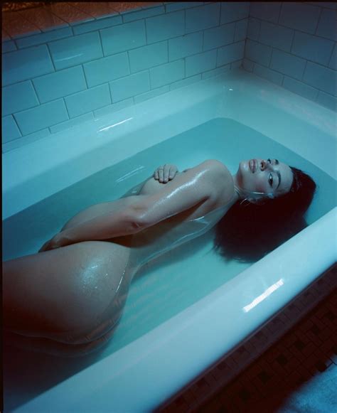 Emily Ratajkowski Nude Pregnant 4 Unpublished Photos The Fappening