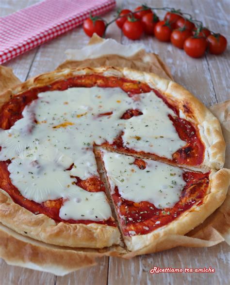 Pizza Di Sfoglia Con Pomodoro E Mozzarella Facilissima