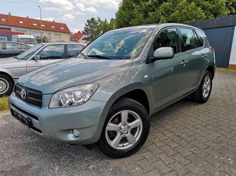 Toyota RAV 4 2 0i Sol 4x4 benzín 112kw bazar Hyperinzerce cz