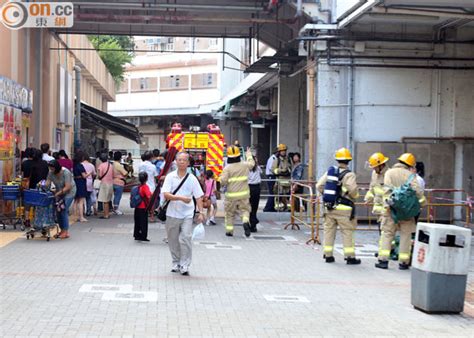 新翠邨商場食肆油煙槽冒煙｜即時新聞｜港澳｜oncc東網