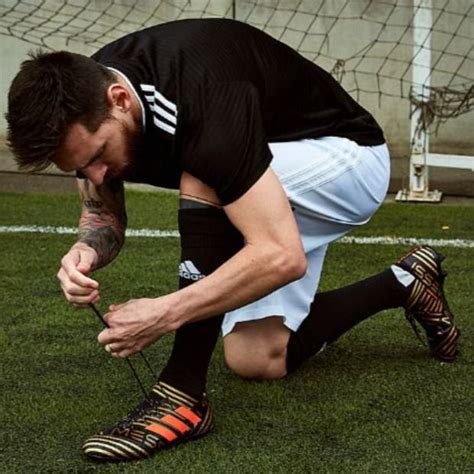 Los Tenis Que Utiliz Messi En Los Mundiales Lionel Messi Messi