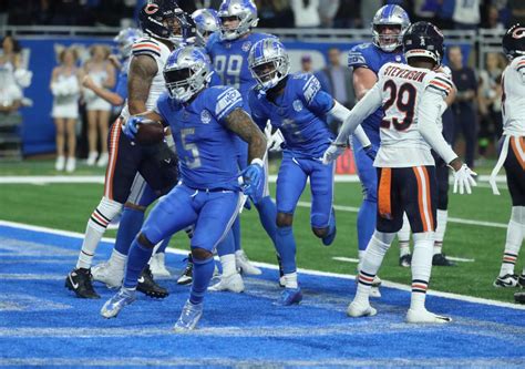 Bears Made Embarrassing NFL History In Brutal Loss to Lions - Sports ...