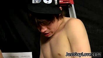 Porno gay serré et mouvement libre de sexe hard XVIDEOS
