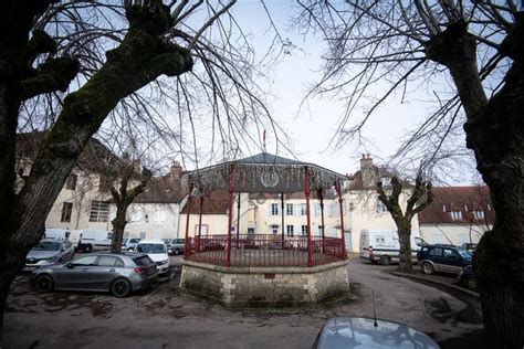 La Premi Re Tranche Des Travaux De R Habilitation De La Place Des