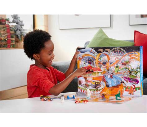 Hot Wheels Kalendarz Adwentowy Pojazdy Tory I Gara E Sklep Internetowy Al To