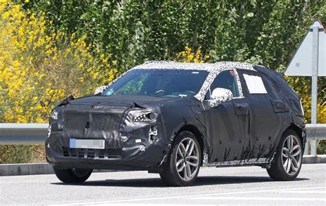 2019 Cadillac XT4 Plug-in Hybrid Spied During Hot Weather Testing ...