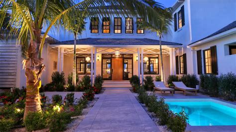 Kisiwa House | Turks and Caicos | Ultra Luxury Vacation Homes | LVH