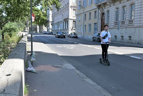 Lyon Elle Est Dangereuse Cette Rue Le Quai Mar Chal Joffre Point