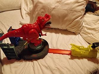 Amazon Hot Wheels Toy Car Track Set T Rex Rampage Playset 1 64 Scale Vehicle Launch