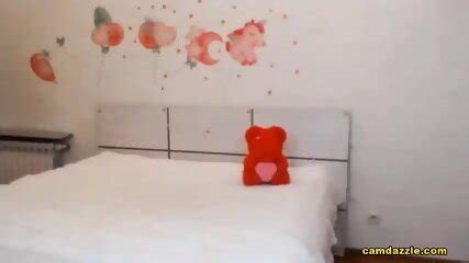 Brunette Babe Something Extra Delicious Show