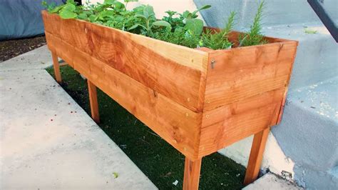 15 Planter Box Redwood CharlieHarrish