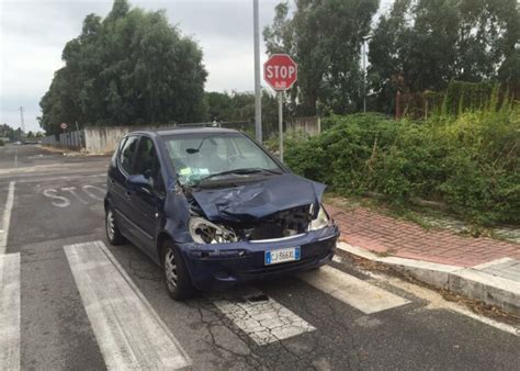 Camion Pirata Investe Unauto E Fugge Rintracciato Dalla Polizia