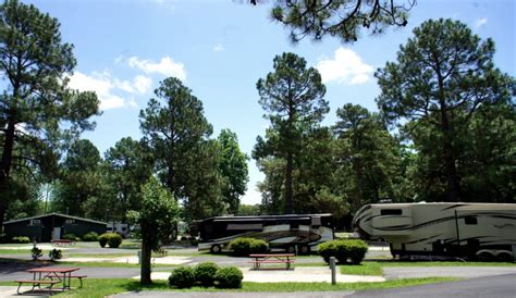 American Heritage RV Park - Leisure Travel Vans