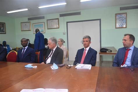 Séance de travail collaborative L institut de Cardiologie d Abidjan