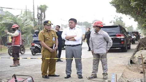 Disidak Herman Deru Ini Target Perbaikan Jalan Alamsyah Ratu