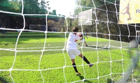 Função do goleiro no futebol como surgiu essa posição Forma Turismo