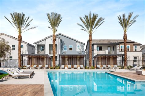 Public Reactions To Independence At The Preserve Reviews