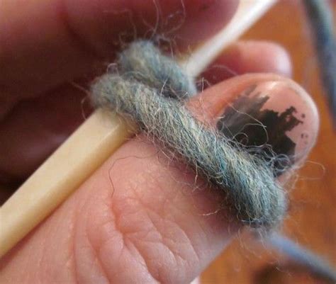 Nalbinding How To Viking Knit Yarn Twist Wool Crafts