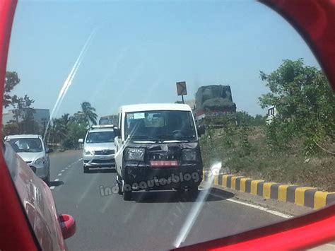 Spied - Mahindra Maxximo Mini van facelift