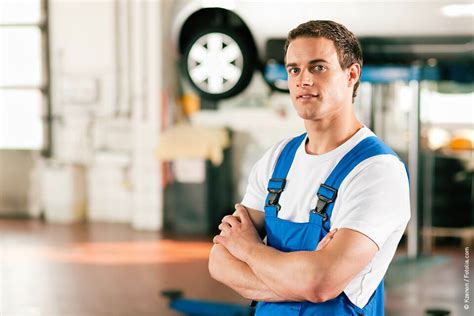 Ihre Ausbildung Kfz Mechatroniker M W D Bei Der Mobilforum Gruppe